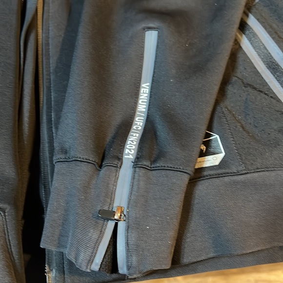 UFC VENUM Men's Full Zip Hoodie SIZE Large Mixed Martial Arts MMA Fighting - Picture 8 of 13